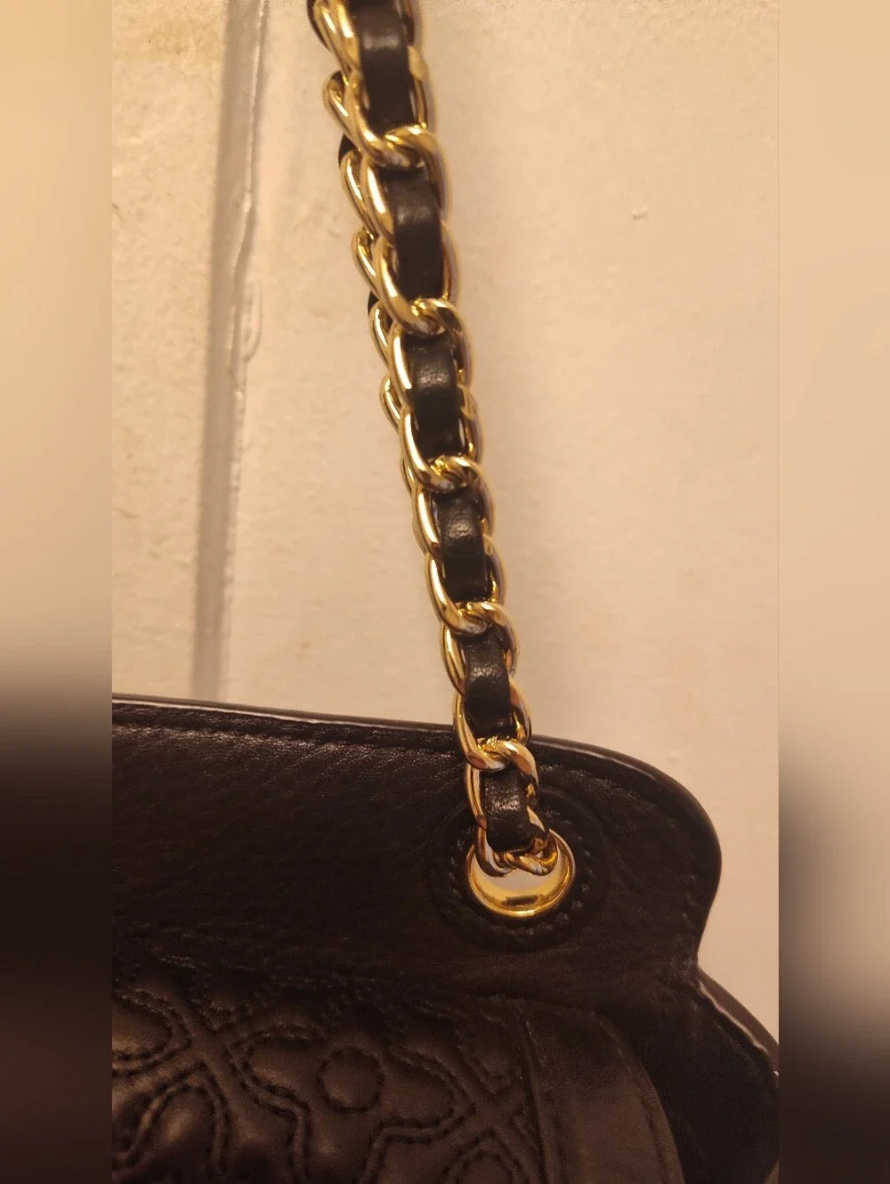 Tory Burch Bryant Black With Gold Chain Strap Purse Shoulder Bag With Dust Bag
